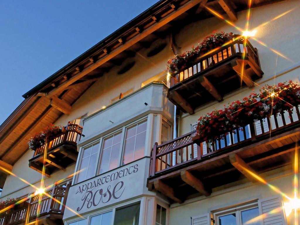 Residence Rose San Candido Eksteriør bilde