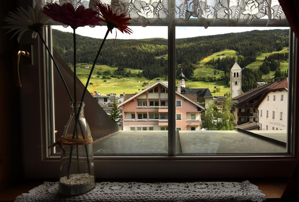 Residence Rose San Candido Eksteriør bilde